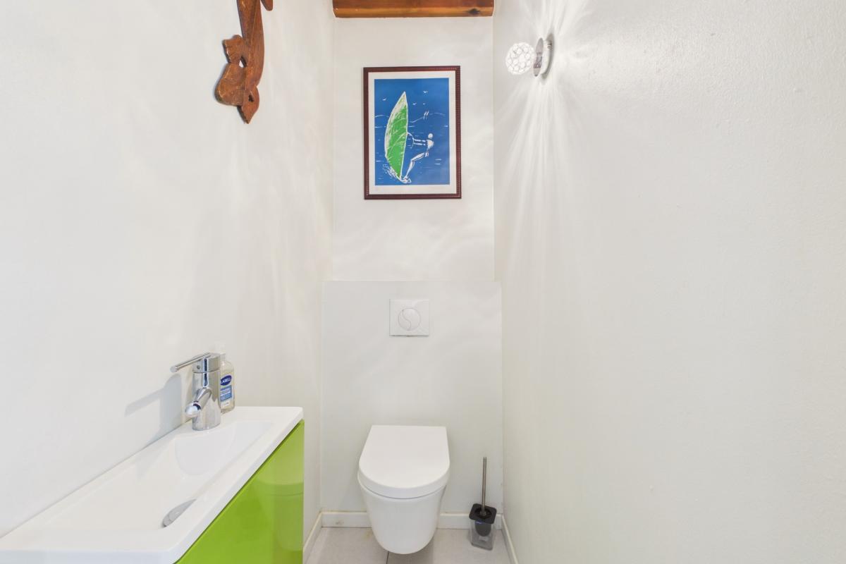 Location martinique  trois ilets 5 chambres - wc chambre 2